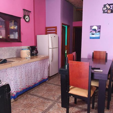 Appartamento Departamento Familiar En Santa Cruz Puerto Ayora  Esterno foto