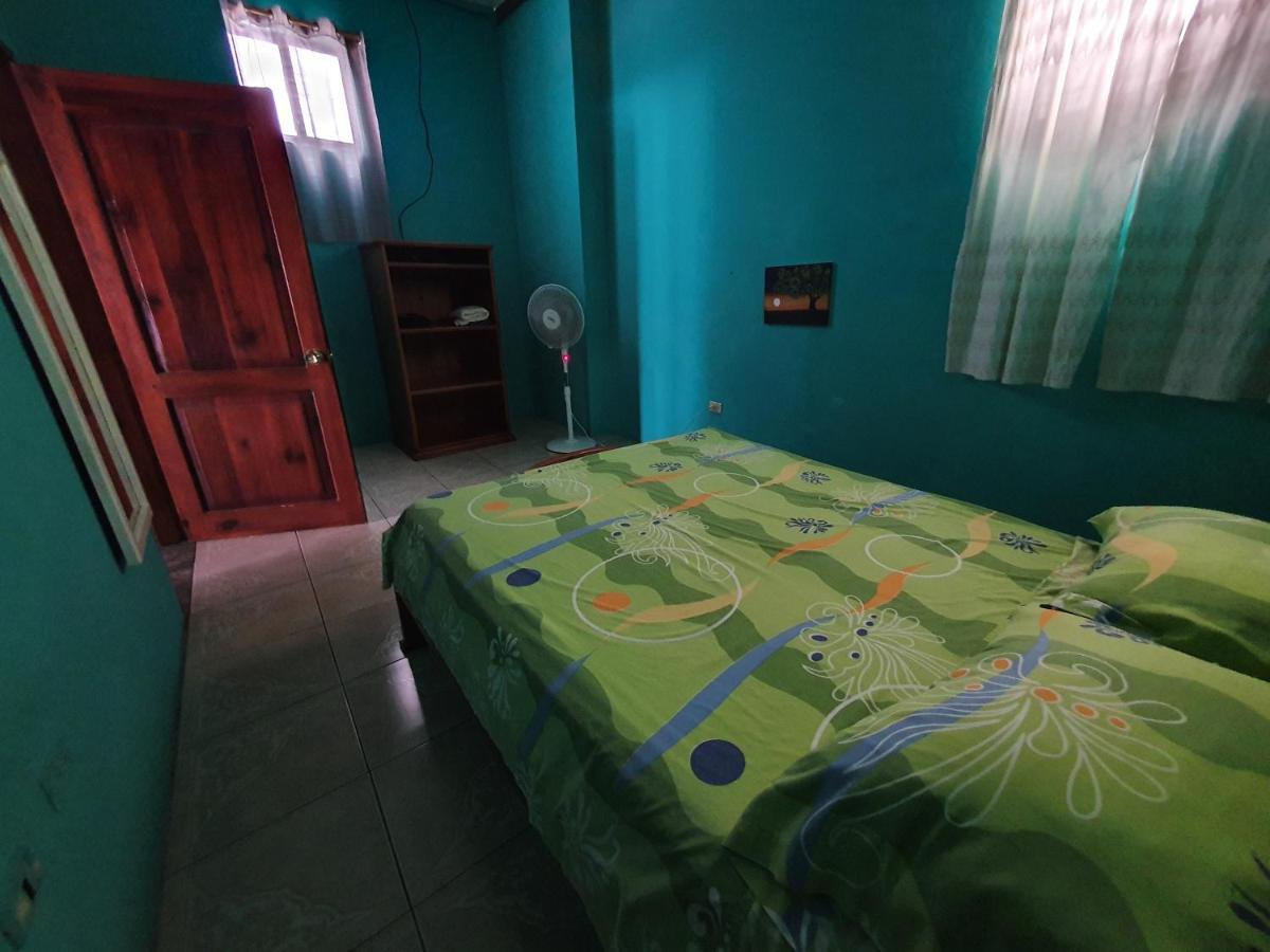 Appartamento Departamento Familiar En Santa Cruz Puerto Ayora  Esterno foto