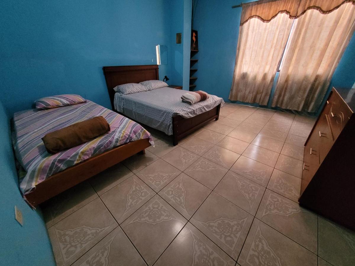 Appartamento Departamento Familiar En Santa Cruz Puerto Ayora  Esterno foto
